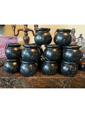 New 15 mini Black Cauldrons 2” tall Witches Halloween Haunted House